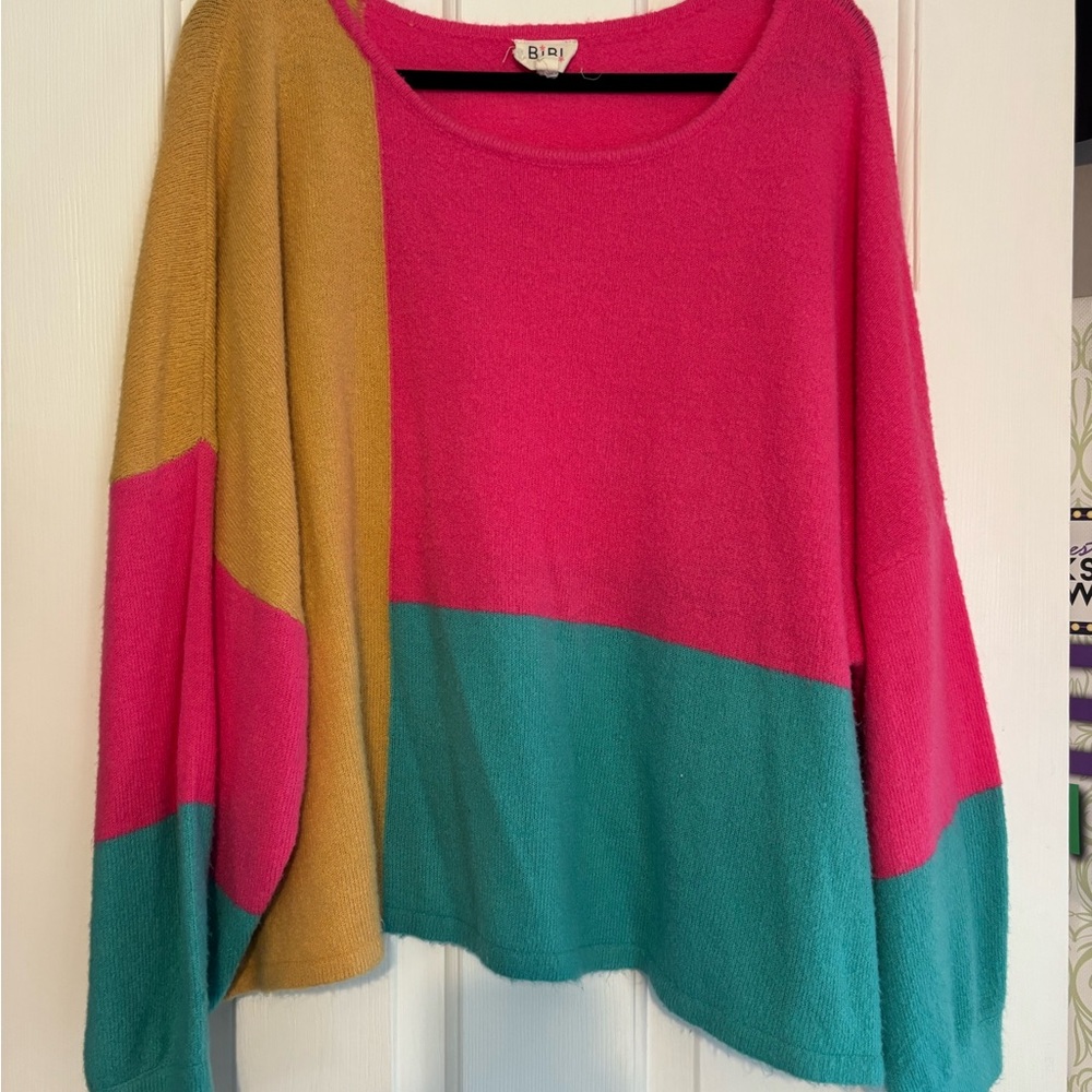 BiBi Pink and Gold Crew Neck Sweater with Modern Design